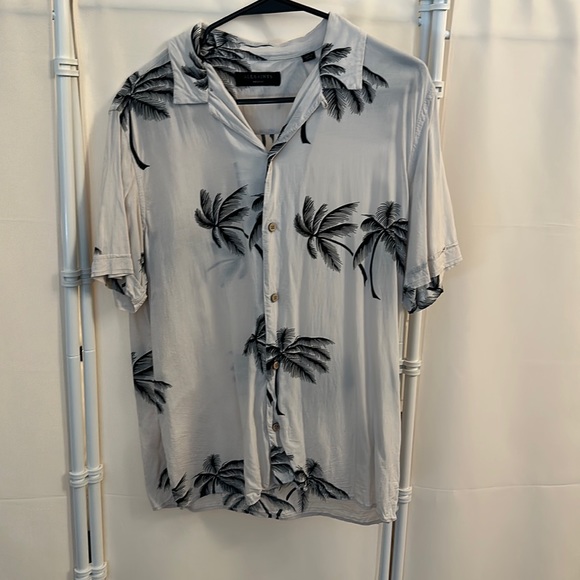 All Saints Other - Allsaints OffShore SS Shirt White Floral Trees Short Sleeve Medium